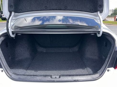 Used 2022 Honda Accord Sport image 32