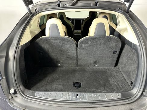 Used 2017 Tesla Model X 75D image 27