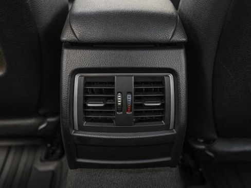 Used 2018 BMW 320i xDrive Sedan AWD/4WD image 41