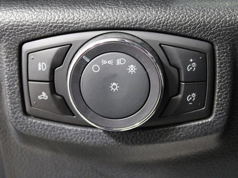 Used 2020 Ford F150 Lariat image 35