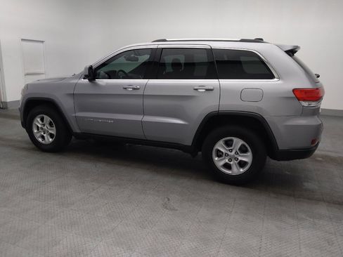 Used 2016 Jeep Grand Cherokee Laredo w/ Quick Order Package 23E image 3