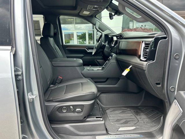 New 2026 GMC Sierra 2500 Denali w/ Denali Reserve Package AWD/4WD image 16