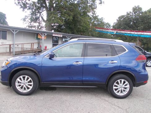 Used 2018 Nissan Rogue SV AWD/4WD image 19