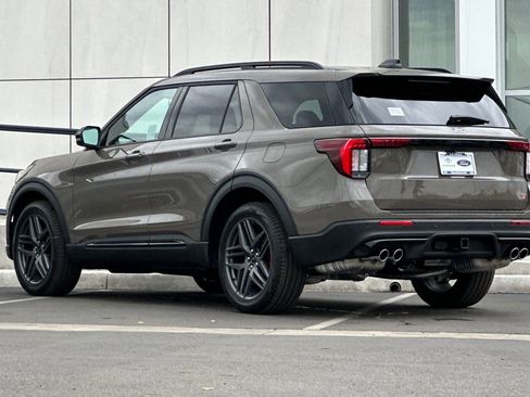 New 2026 Ford Explorer ST w/ Sun And Sound Package AWD/4WD image 5