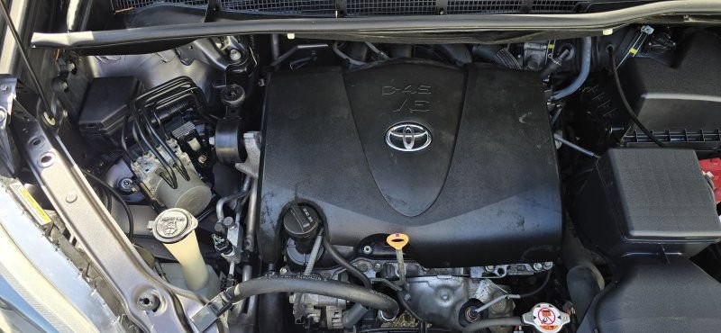 Used 2017 Toyota Sienna Limited Premium AWD/4WD image 35