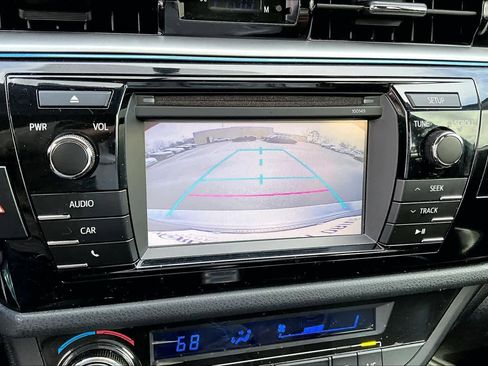 Used 2014 Toyota Corolla S image 24