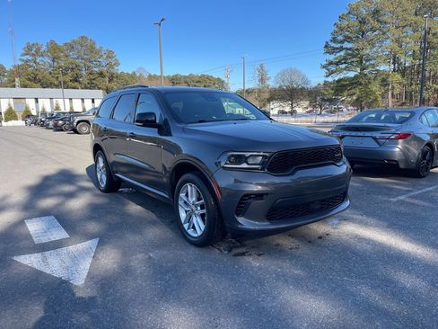 Used 2024 Dodge Durango GT image 4