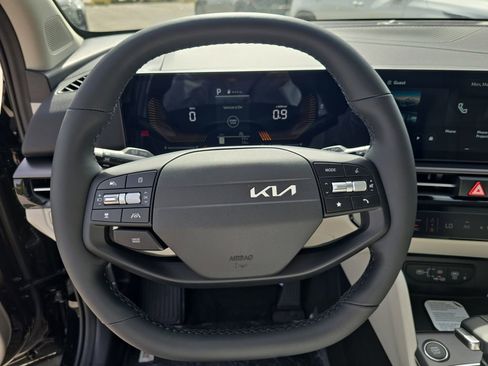 New 2026 Kia Sportage EX image 29
