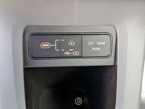 Used 2025 Hyundai Ioniq 5 SEL image 26