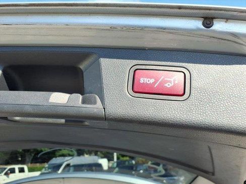 Used 2015 Mercedes-Benz GLK 350 4MATIC image 13