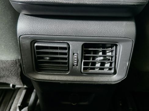 Used 2023 Toyota RAV4 LE FWD image 27