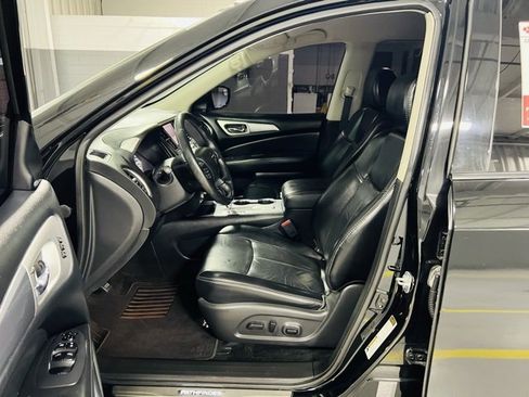 Used 2018 Nissan Pathfinder SL w/ Midnight Edition Package image 23