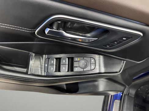 Used 2021 Nissan Rogue Platinum image 11