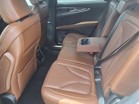 Used 2022 Lincoln Nautilus Reserve w/ Equipment Group 201A AWD/4WD image 7
