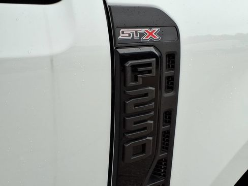 New 2026 Ford F250 XL w/ STX Appearance Package AWD/4WD image 11