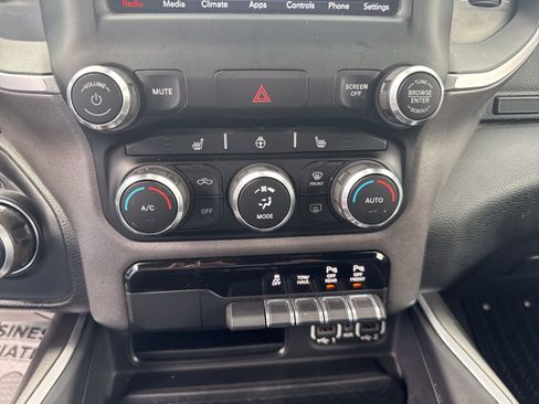 Used 2021 RAM 1500 Big Horn AWD/4WD image 18