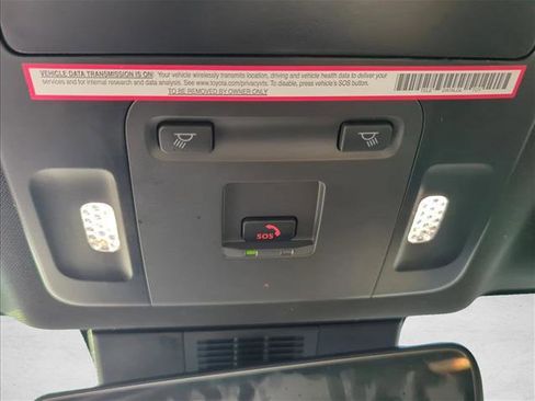 Used 2025 Toyota Camry SE w/ Convenience Package FWD image 25