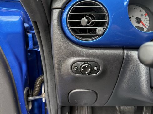 Used 2005 Chrysler PT Cruiser GT FWD image 33