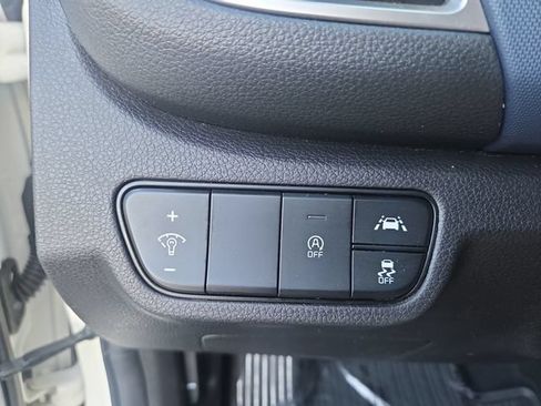 Used 2023 Kia Seltos S w/ Navigation Package FWD image 18