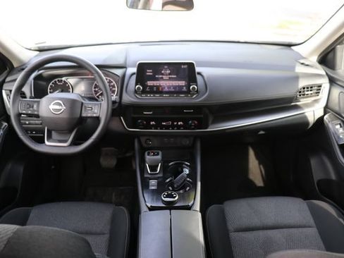 Used 2026 Nissan Rogue SV AWD/4WD image 19