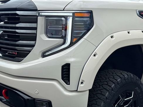 New 2026 GMC Sierra 1500 AT4 w/ AT4 Premium Package AWD/4WD image 9