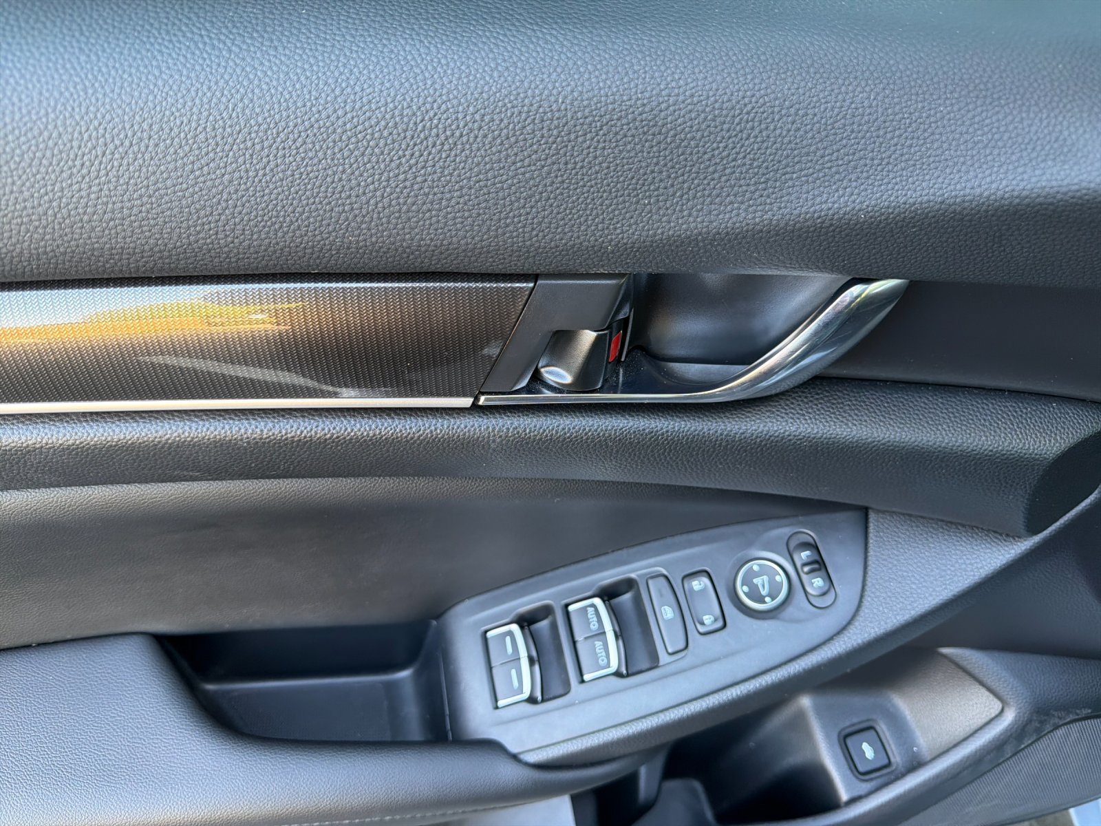 Used 2022 Honda Accord Sport Special Edition image 10