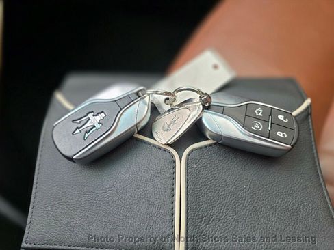 Used 2014 Maserati Ghibli S Q4 image 51