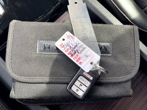 Used 2021 Honda Ridgeline Black Edition image 22