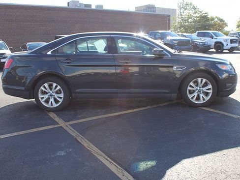 Used 2011 Ford Taurus SEL w/ 201A Rapid Spec Order Code FWD image 5