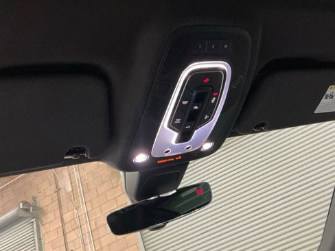 Used 2018 Audi Q7 3.0T Premium image 34