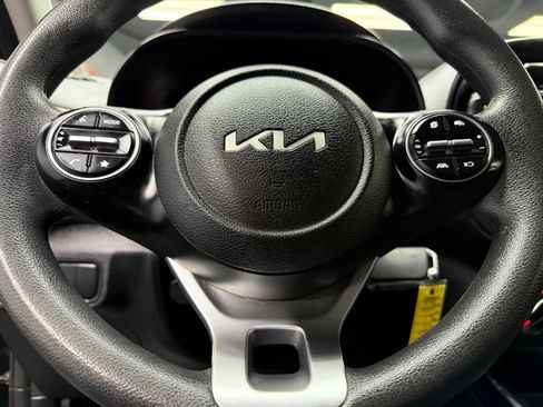 Used 2023 Kia Soul LX w/ Option Group 015 FWD image 22