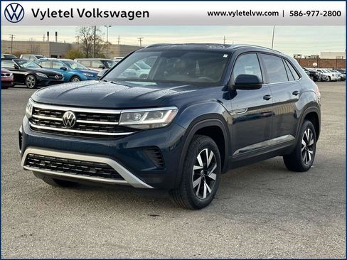 Used 2023 Volkswagen Atlas Cross Sport SE image 5