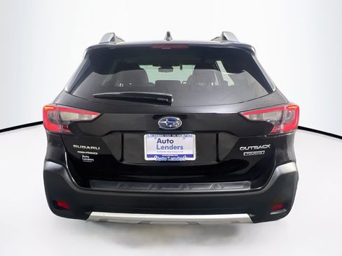 Used 2023 Subaru Outback Touring AWD/4WD image 6