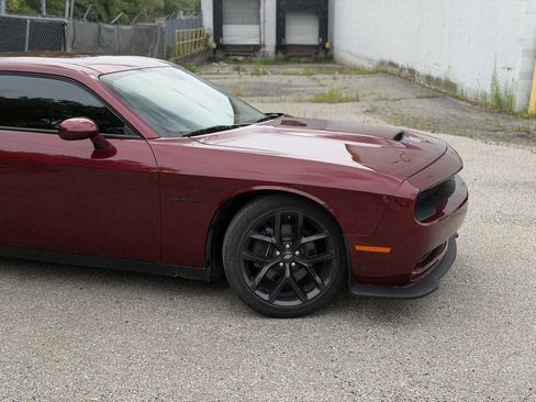 Used 2021 Dodge Challenger R/T w/ Blacktop Package RWD image 2