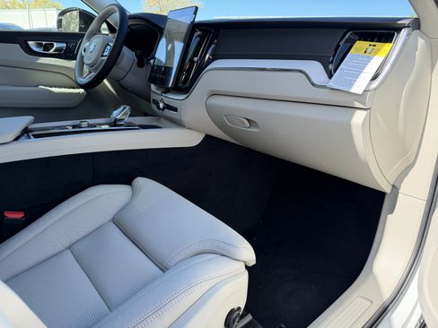 New 2026 Volvo XC60 T8 Ultra w/ Climate Package image 12