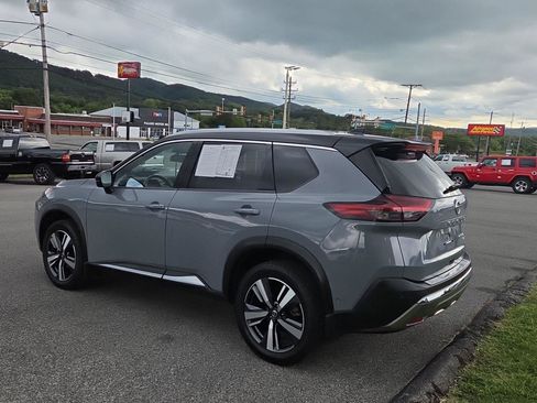 Used 2021 Nissan Rogue Platinum AWD/4WD image 6