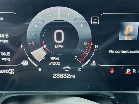 Used 2025 GMC Yukon Denali image 8