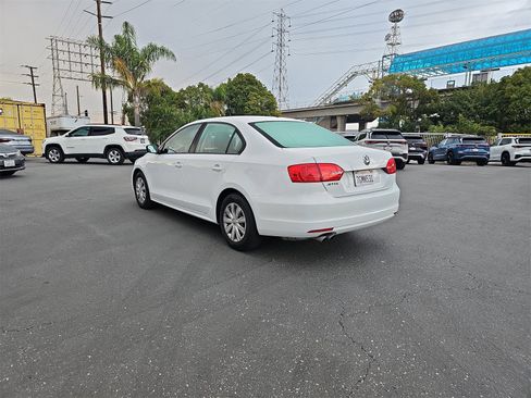 Used 2014 Volkswagen Jetta S image 7