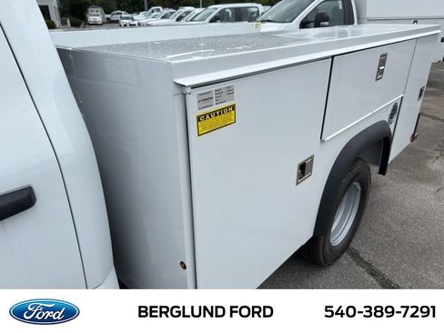 New 2025 Ford F350 XL w/ XL Chrome Package image 10