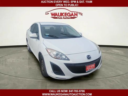 Used 2011 MAZDA MAZDA3 i Sport image 3
