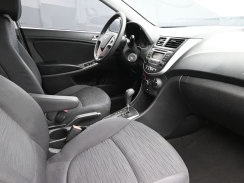 Used 2017 Hyundai Accent SE image 25