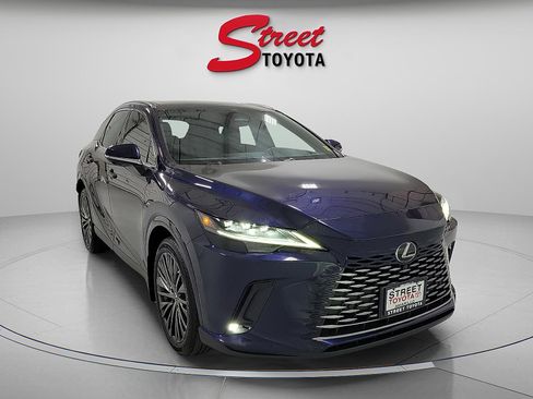 Used 2024 Lexus RX 350 FWD w/ Convenience Package image 5