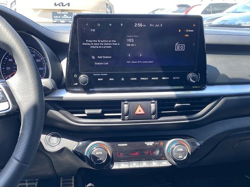 Used 2024 Kia Forte GT-Line w/ GT-Line Premium Package FWD image 19