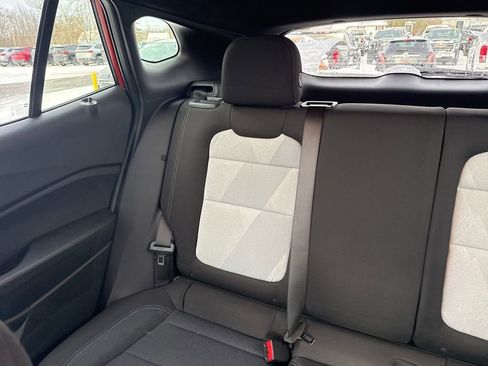 Used 2024 Chevrolet Trax RS image 14