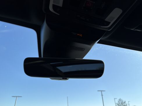 Certified 2025 Acura ADX A-Spec image 27