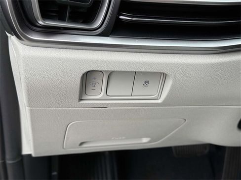 New 2025 Kia Sorento S w/ Panoramic Sunroof Package image 11
