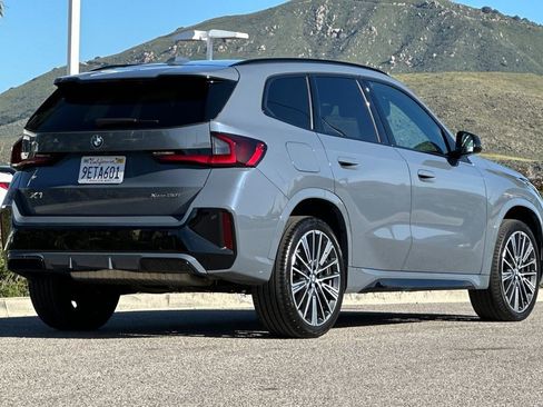 Used 2023 BMW X1 xDrive28i w/ Premium Package image 3