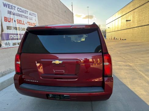 Used 2018 Chevrolet Suburban LT RWD image 5