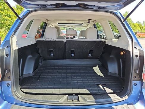 Used 2015 Subaru Forester 2.5i Premium w/ All-Weather Package AWD/4WD image 28