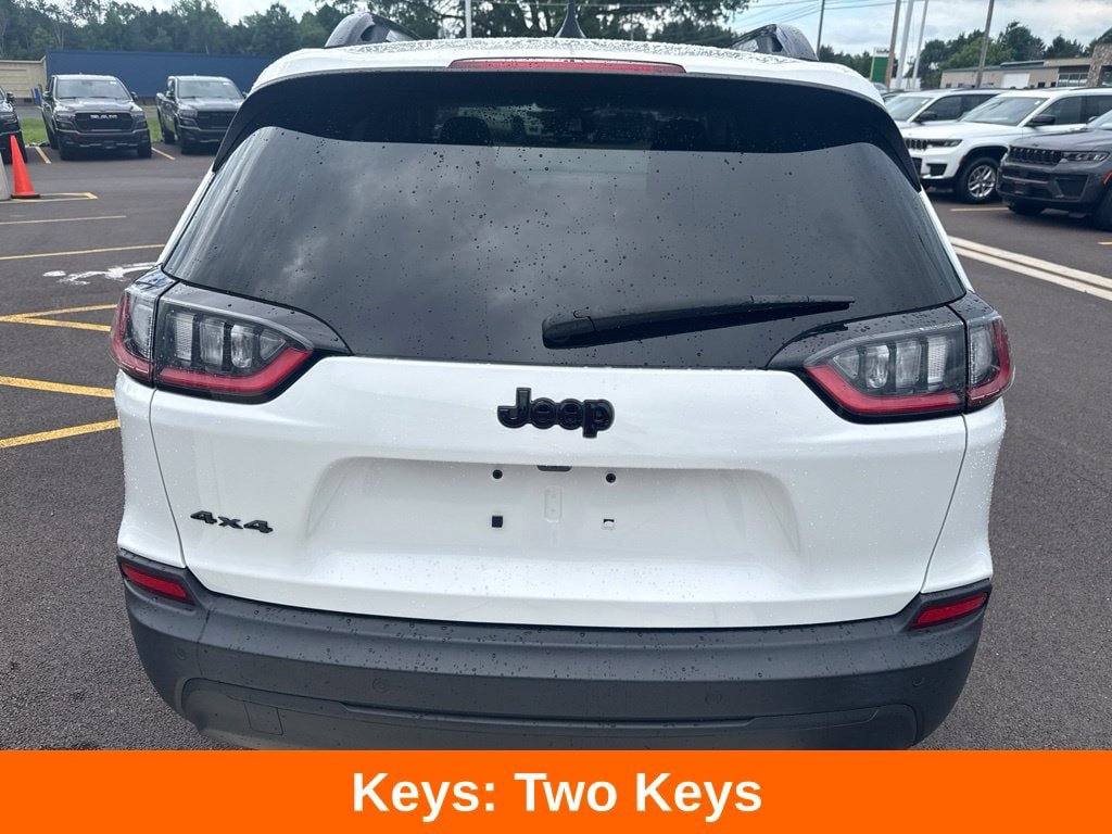 Used 2023 Jeep Cherokee Altitude Lux w/ Lux Elite Package AWD/4WD image 7
